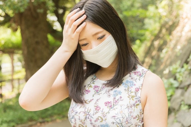 花粉症で起こる頭痛と吐き気