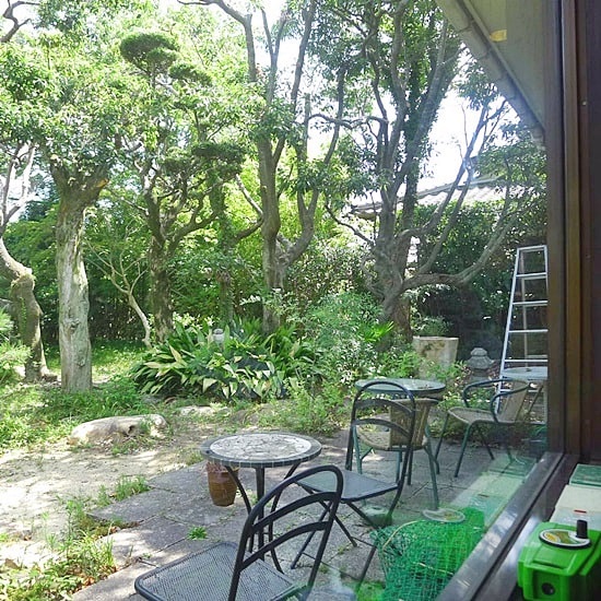 長屋門珈琲カフェ・ティカルの庭